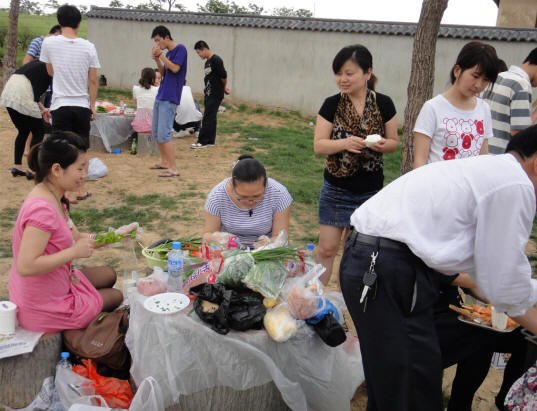 相约4月让我们携手一起去大自然,仰望蓝天白云,游览湖光山色(图2)